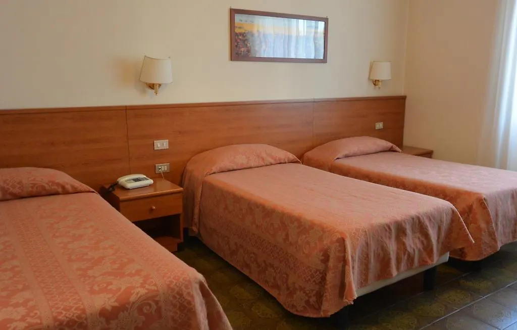 Hotel Rosengarten Pavia