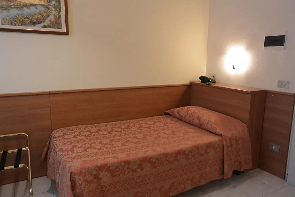 Hotel Rosengarten Pavia